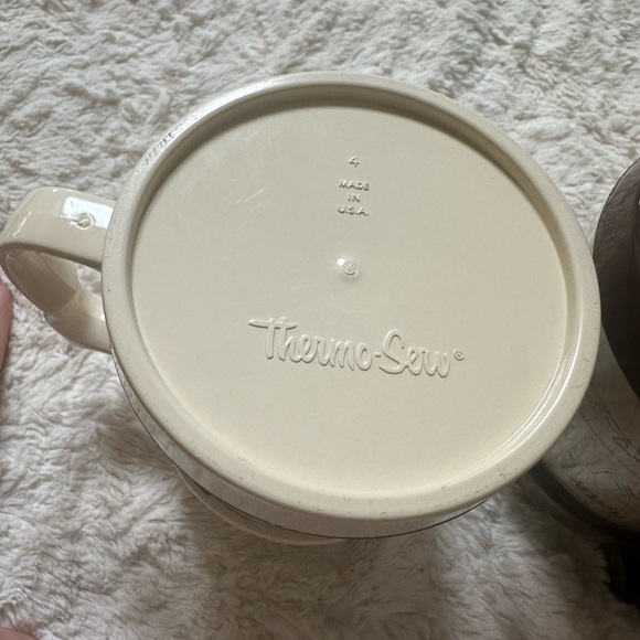 Set of Vintage 70’s cafe mugs - Picture 9 of 10